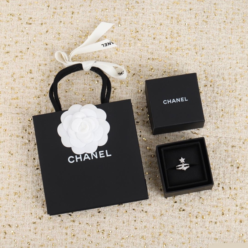 Ch*el rings